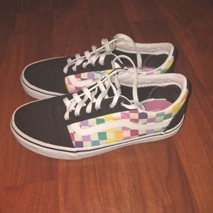 Women's Checkered Vans Size 9.5